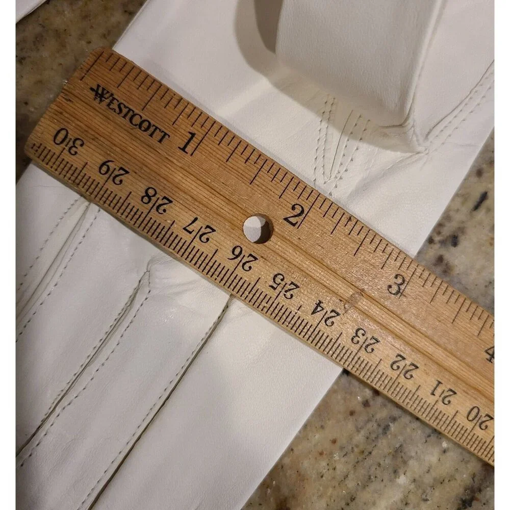 New! Vintage Size M 7 White Leather Formal 8.5